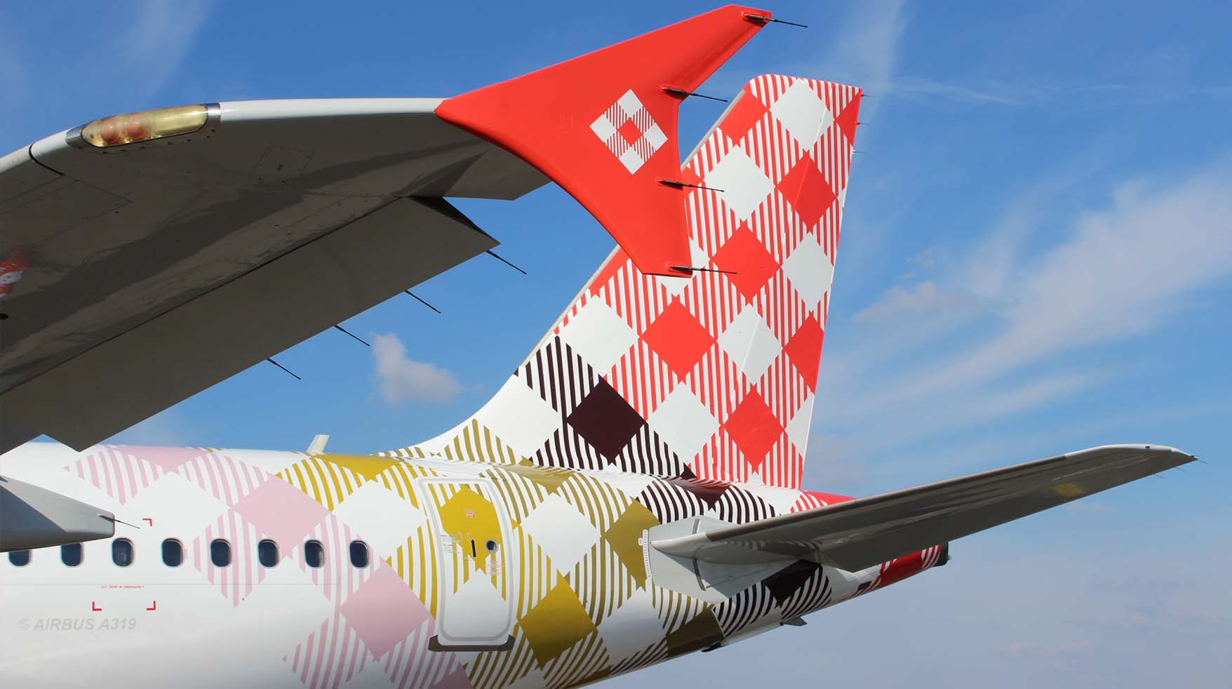Avion Qui Vole En Dehors Des Lignes Volotea proposera à l'été 2023 deux nouvelles lignes vers Athènes et  Hanovre | Aéroport Toulouse Blagnac
