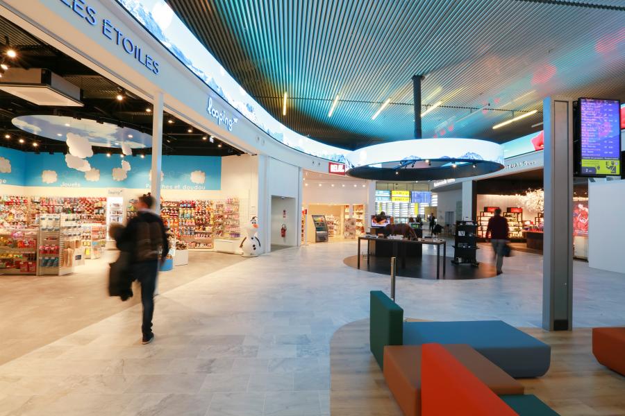 HALL D – zone commerciale