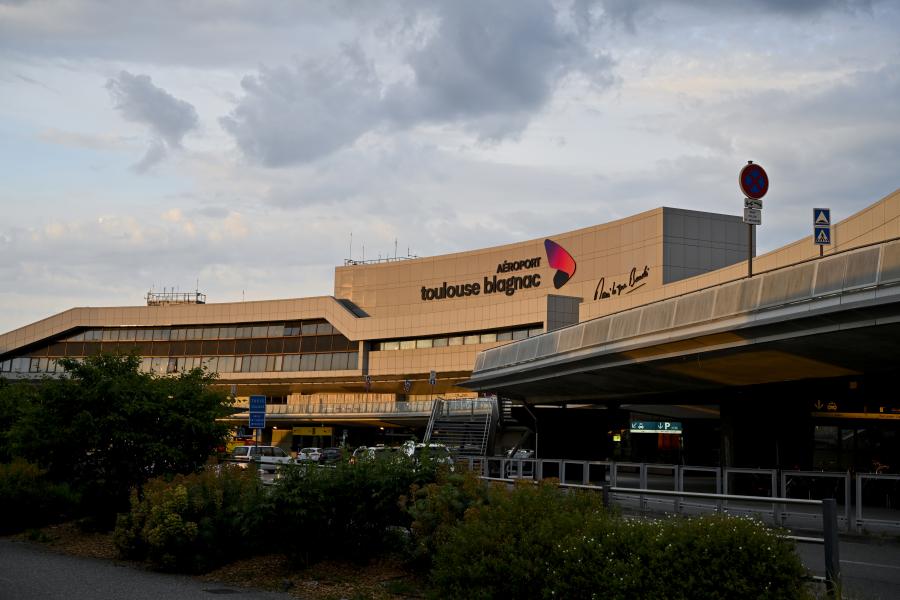 Front of the Toulouse-Blagnac Airport with a new identity 2021