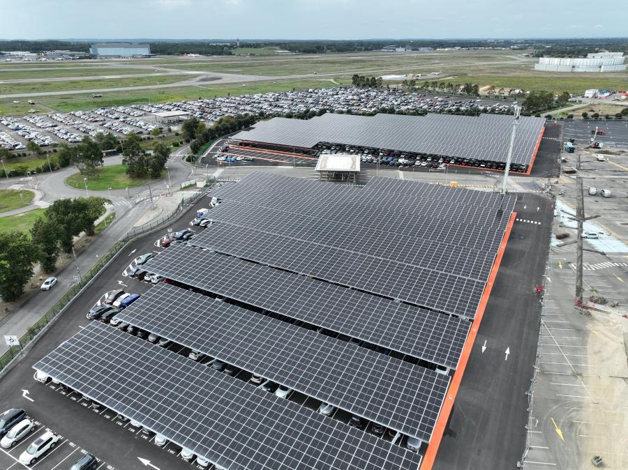 Panneaux photovoltaïques parcs autos