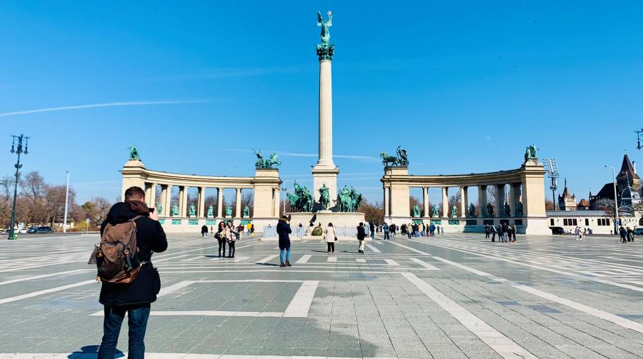 Place des héros à Budapest