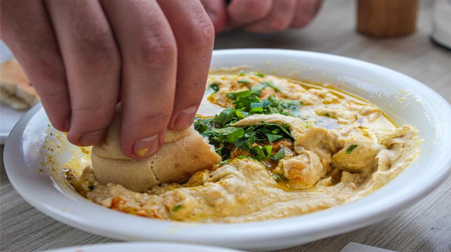 Houmous à Tel-Aviv, Israel