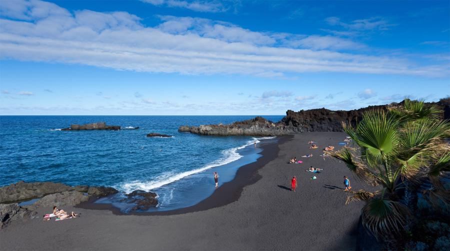 îles canaries, plage de sable noir