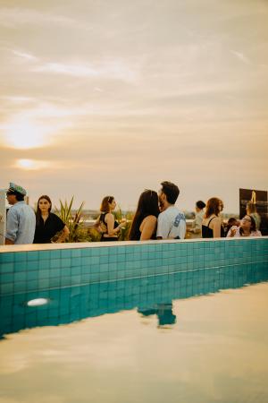 Soirée rooftop chez The Social Hub à Toulouse